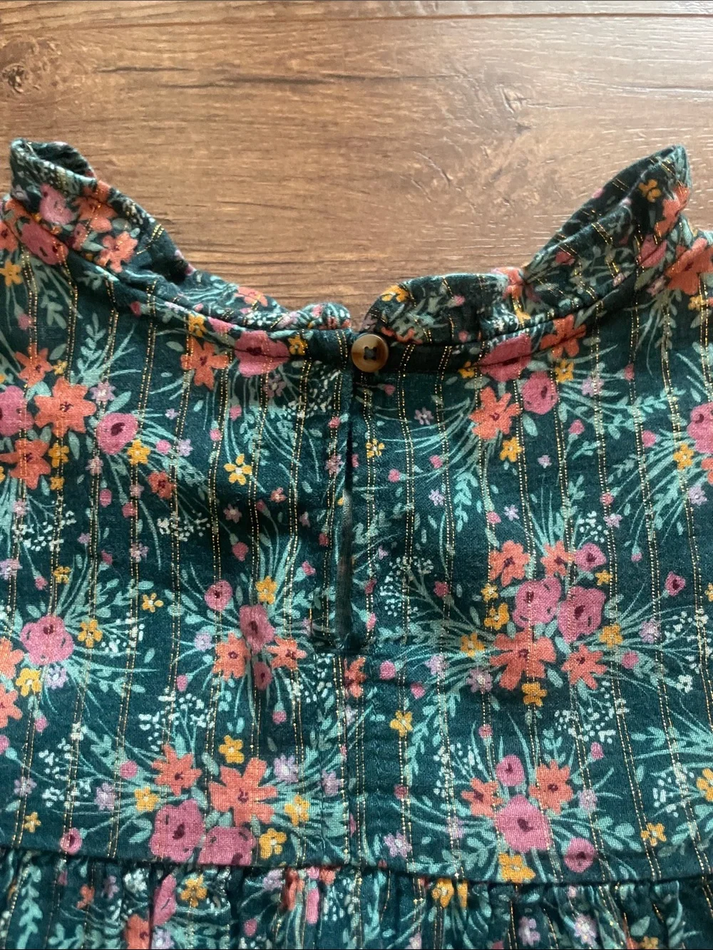 Cat & Jack Green Floral Long-Sleeve Blouse with Gold Lines Size XL